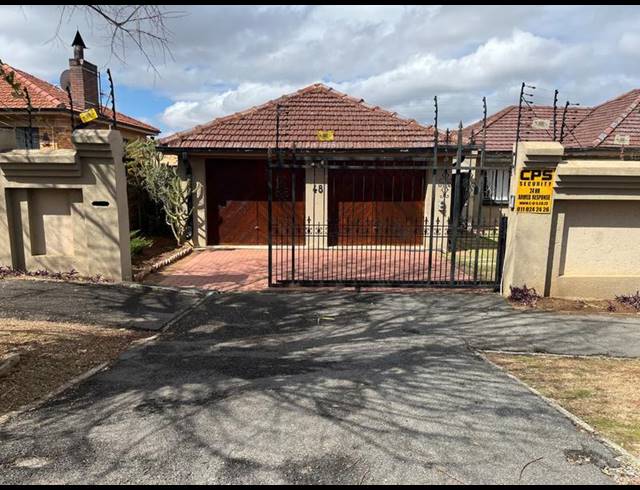 5 BEDROOM HOUSE FOR SALE IN LINMEYER